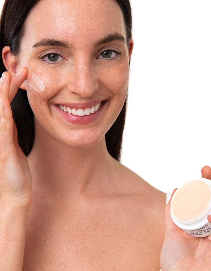 𝗕𝘆𝗽𝗵𝗮𝘀𝘀𝗲 Skin Booster Niacinamide Anti-Dark Spot Cream 50ML