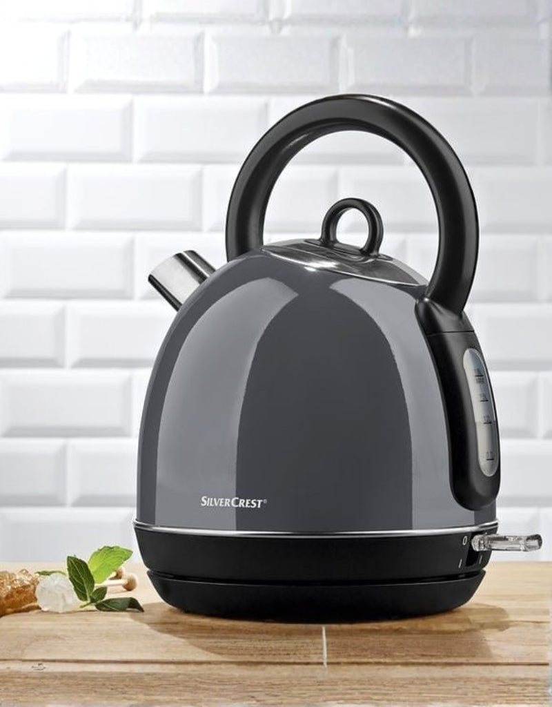 𝗦𝗶𝗹𝘃𝗲𝗿 𝗖𝗿𝗲𝘀𝘁 Retro 2400W Kettle High Quality Water Heater Stainless Steel