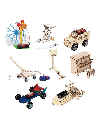 Electromechanical wooden construction set with 8 models