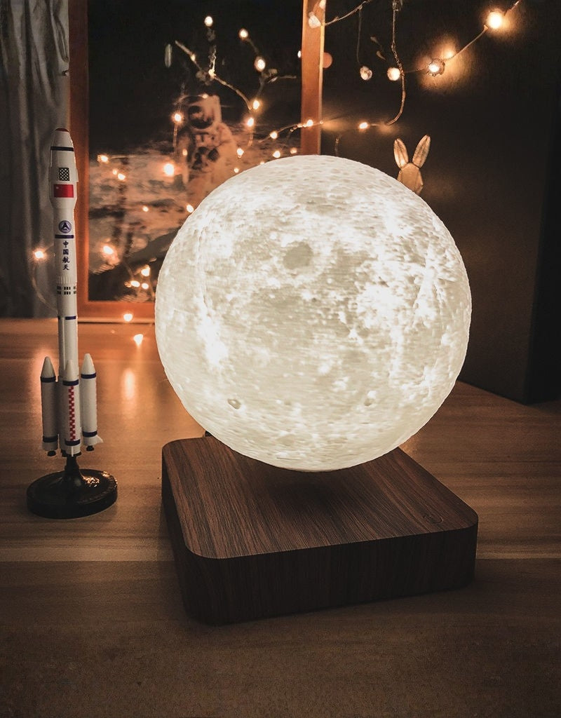 Moocci Levitating Mars Lamp