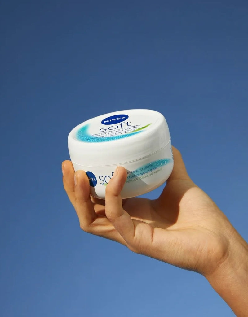 𝗡𝗶𝘃𝗲𝗮 Moisturising Cream Soft Refreshing Jar 100 ML