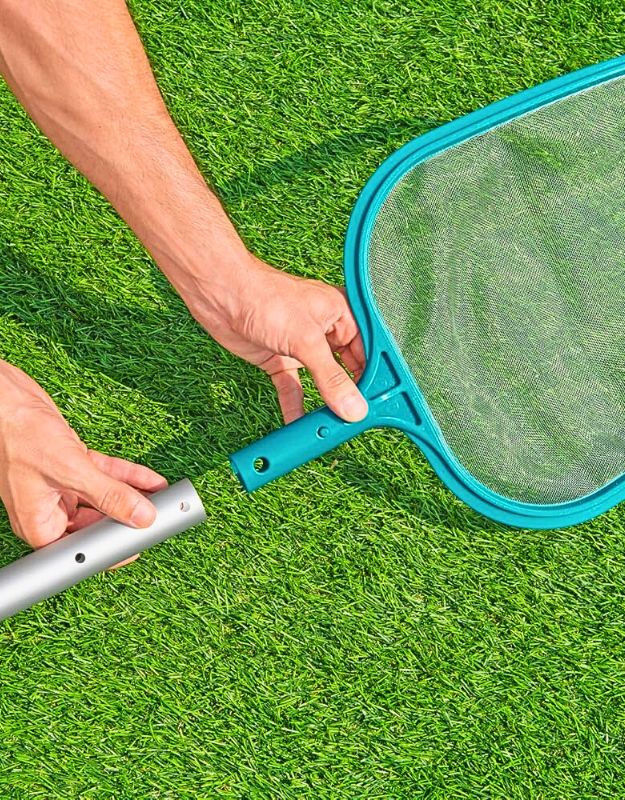 Close-up of the Bestway pool net and fine mesh