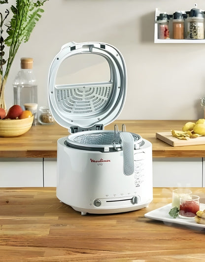 Moulinex Uno deep fryer 1470W open on kitchen counter ready for use